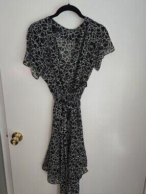 Banana Republic Black & White Floral Tie-Waist Midi Dress